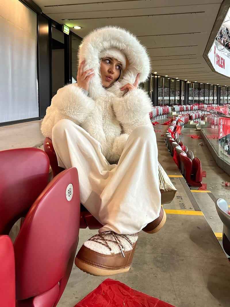 Winter Faux Fur Jacket for Women | Cozy & Warm Fluffy Outerwear