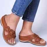 Woman Sandals Brown
