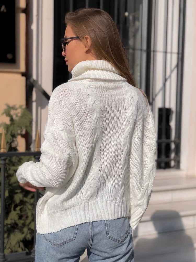 Women's Cable Knit Wool Blend Turtleneck Relaxed Fit Turtleneck White