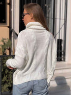 Women's Cable Knit Wool Blend Turtleneck Relaxed Fit Turtleneck White