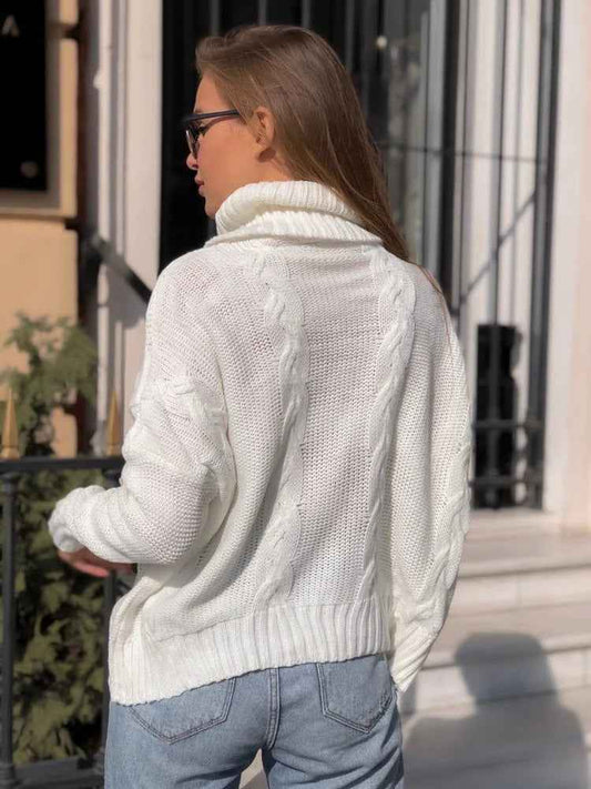 Women's Cable Knit Wool Blend Turtleneck Relaxed Fit Turtleneck White