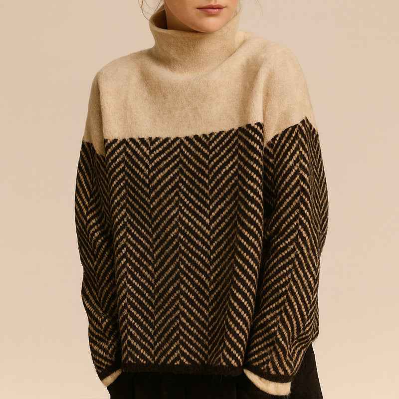 Women's Colorblock Chevron Turtleneck Sweater | Relaxed Fit Long Sleeve Brown