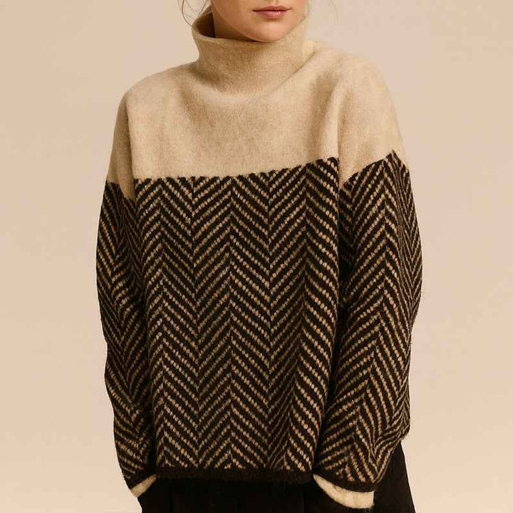 Women's Colorblock Chevron Turtleneck Sweater | Relaxed Fit Long Sleeve Brown