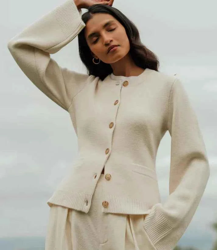 Women's Comfort Vest - Stylish and Cozy Design