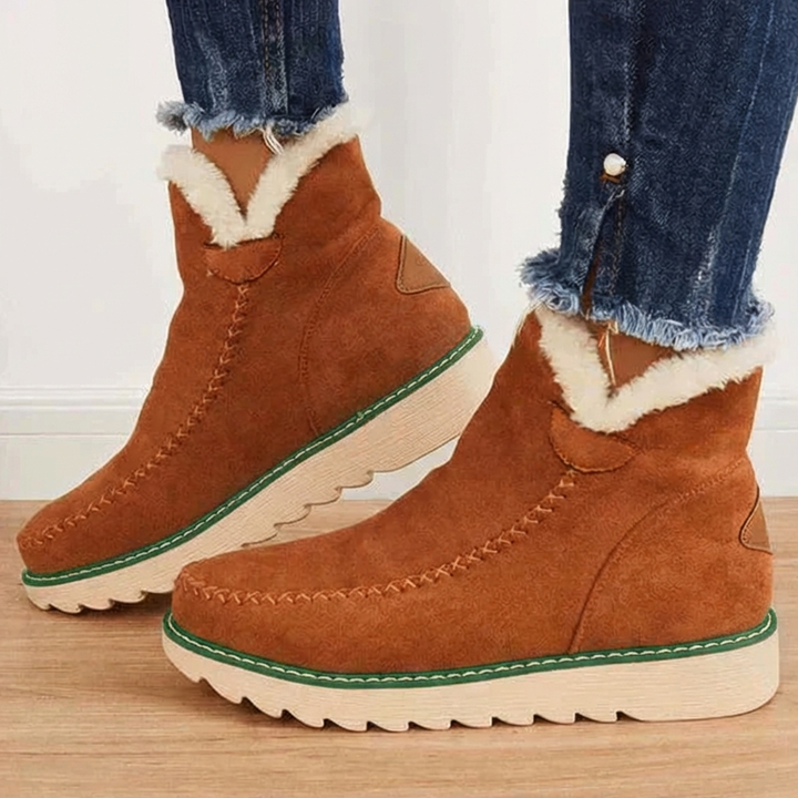 Women's Cozy Fleece-Lined Platform Slip-On Ankle Boots – Stylish Comfort Brown