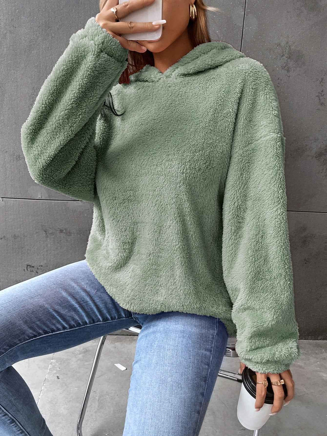 Women's Cropped Fleece Hoodie – Relaxed Fit – Long Sleeve Casual Wear Light Green