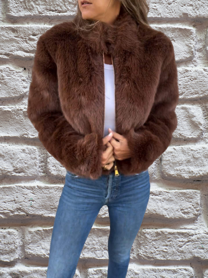 Women's Faux Fur Coat - Stylish and Cozy Outerwear Brown