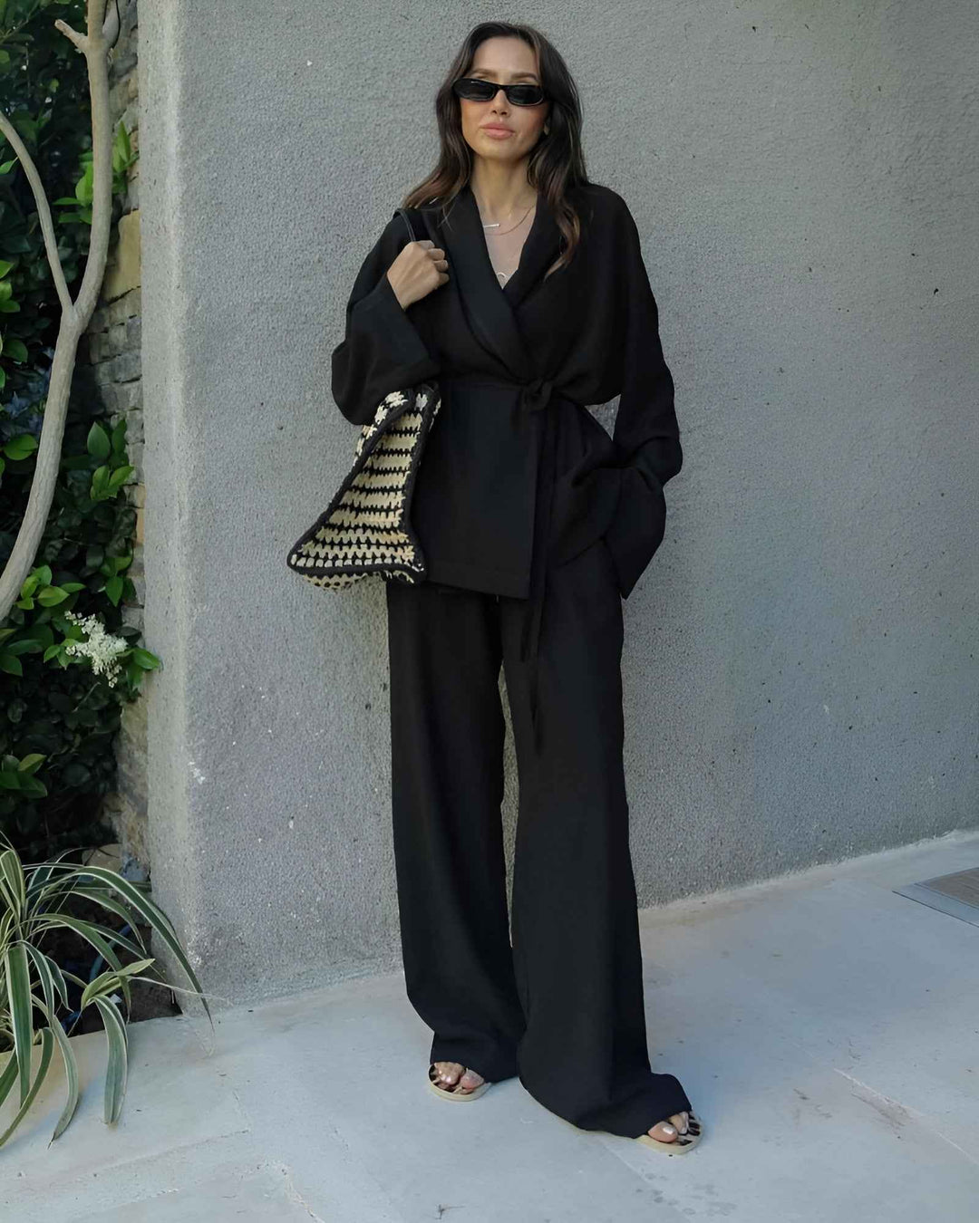 Women's Lightweight Kimono Jacket – Wide Sleeves, Waist Belt, Loose Fit Black