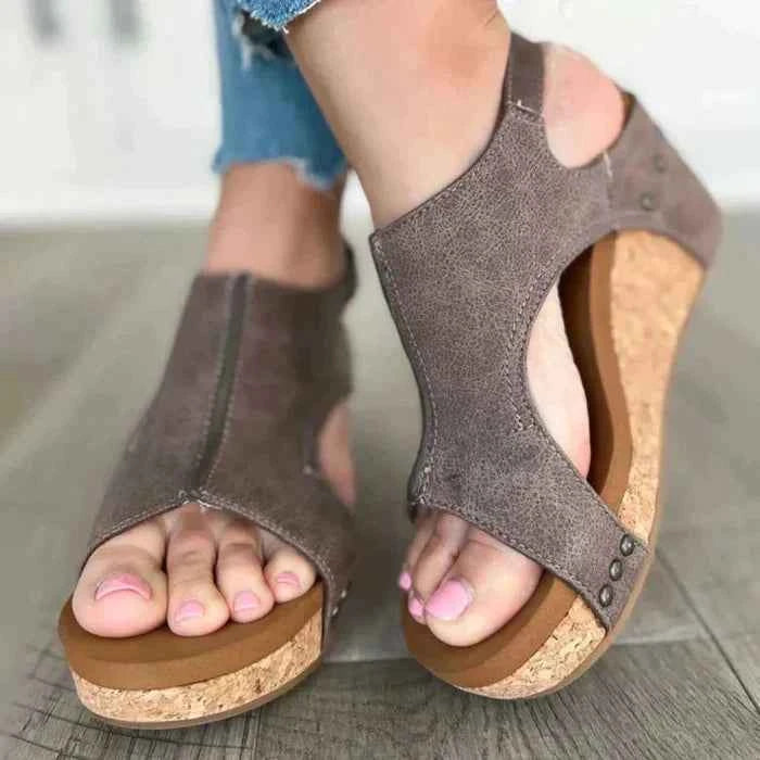 Women's Open-Toe Wedge Sandals with Ankle Strap and Studs Gray