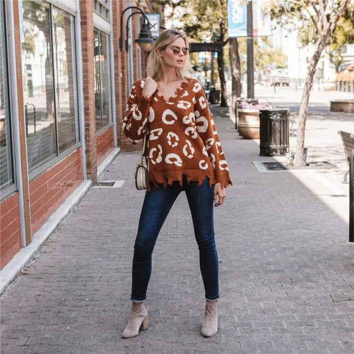 Women's Oversized Tie-Dye Sweater with Fringe Hem – Knitted Round Neck Top Brown