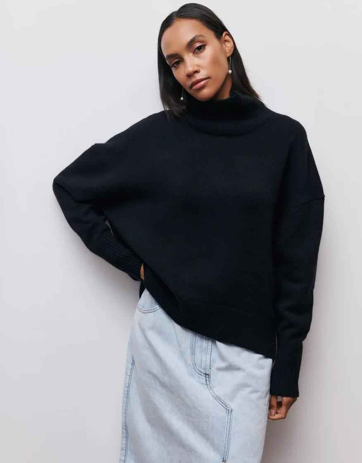 Women's Oversized Turtleneck – Soft Knit with Ribbed Edges Black