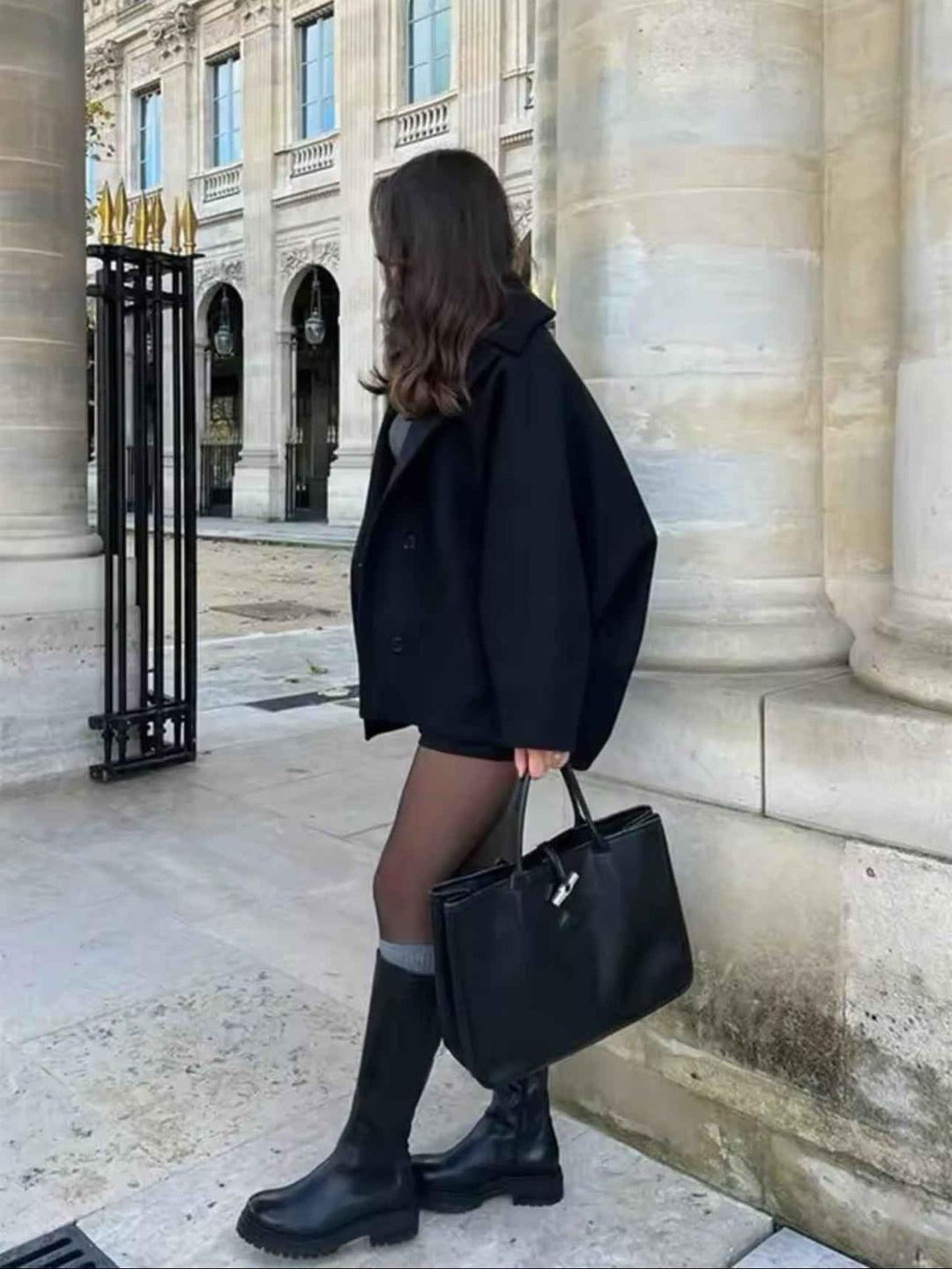 Women's Oversized Wool Blend Double-Breasted Coat - Boxy Fit with Classic Notched Lapel
