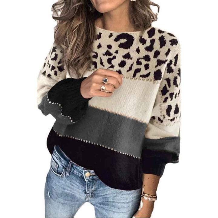 Women's Relaxed Fit Knitted Sweater – Wool Blend – Animal Print – Long Sleeves Grey
