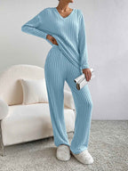 Women's Ribbed Knit Relaxed Fit V Neck Solid White Winter 2-Piece Sets Blue