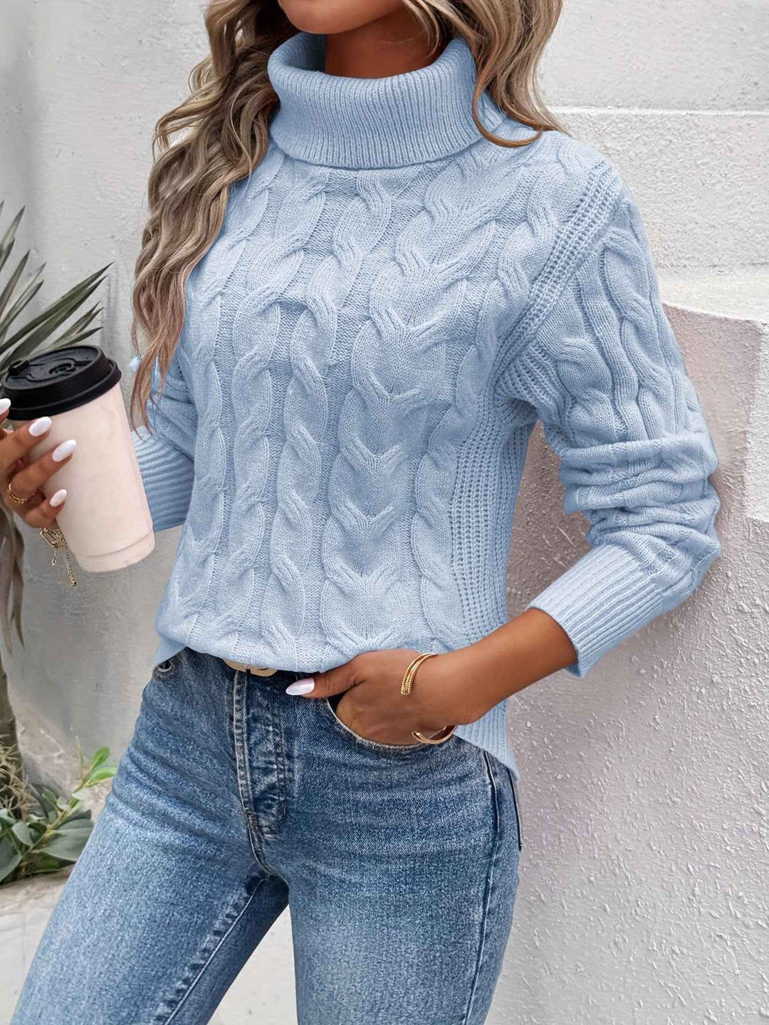 Women's Relaxed Fit Turtleneck - Knitted Cable Pattern - Long Sleeves Light Blue