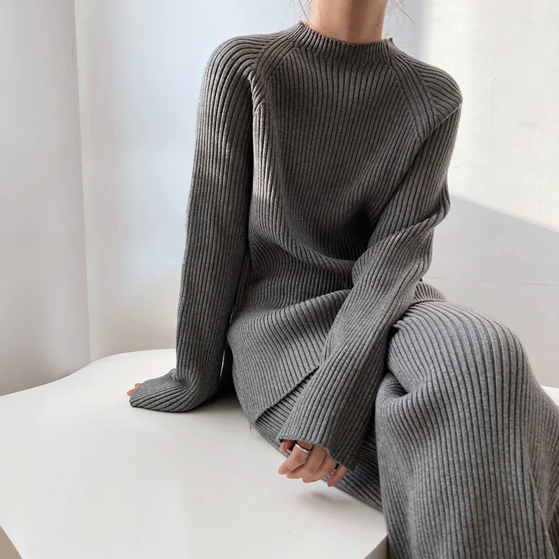 Women's Relaxed Knit Set – Round Neck Sweater & Wide Elastic Waist Pants Grey