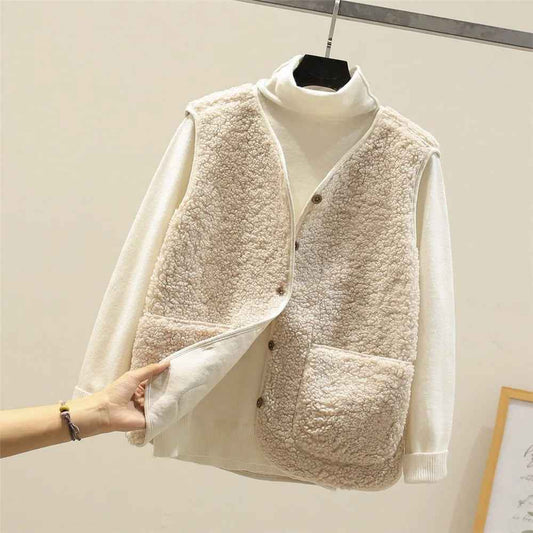 Women's Sherpa Relaxed Fit Vest Winter Essential Knitwear Off-white