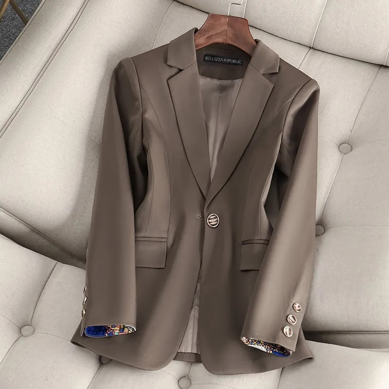 Women's Stylish Blazer for Effortless Elegance Brown