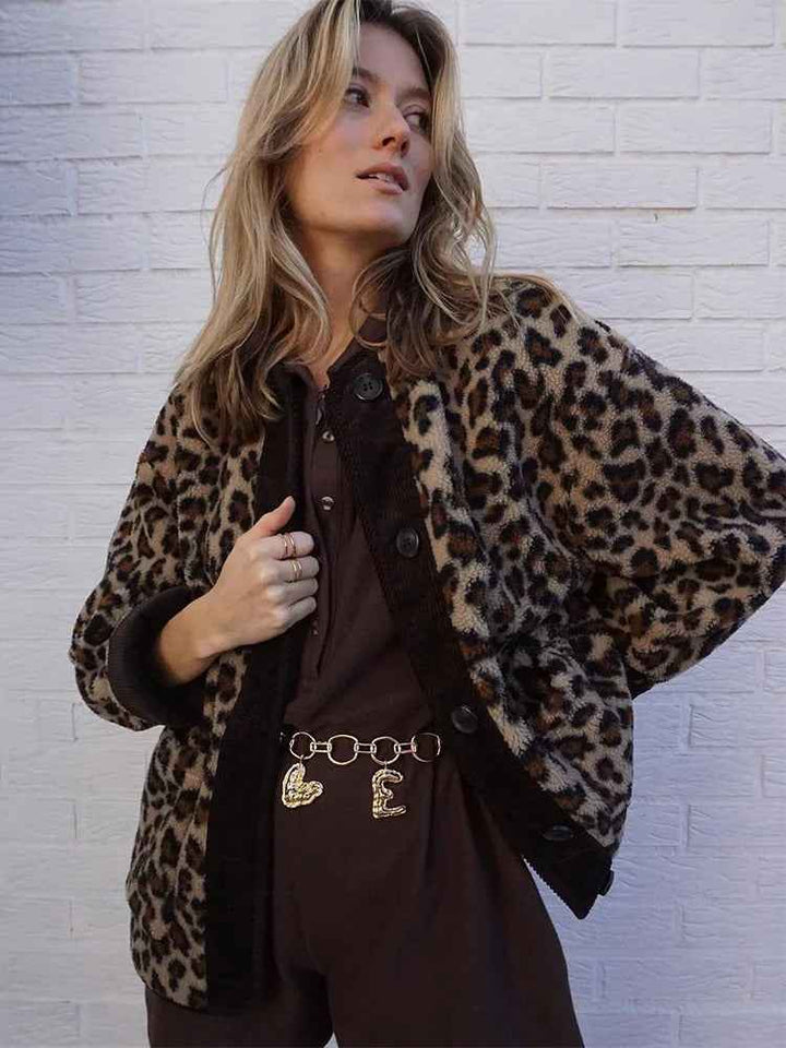 Women's Trendy Leopard Print Jacket - Feel Confident and Unique