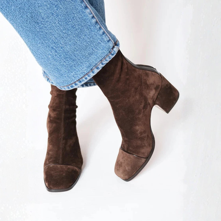 Women's Elegant Comfort Heeled Boots