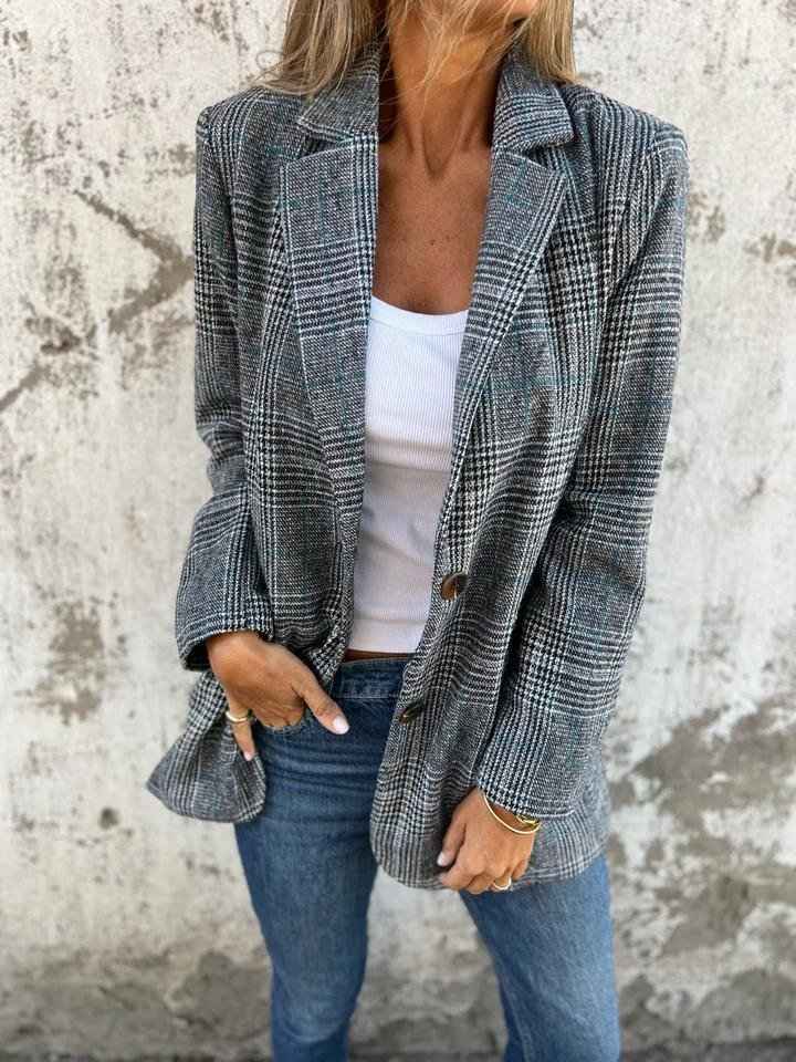 Women's Oversized Check Pattern Blazer - Wool Blend with Flap Pockets Black