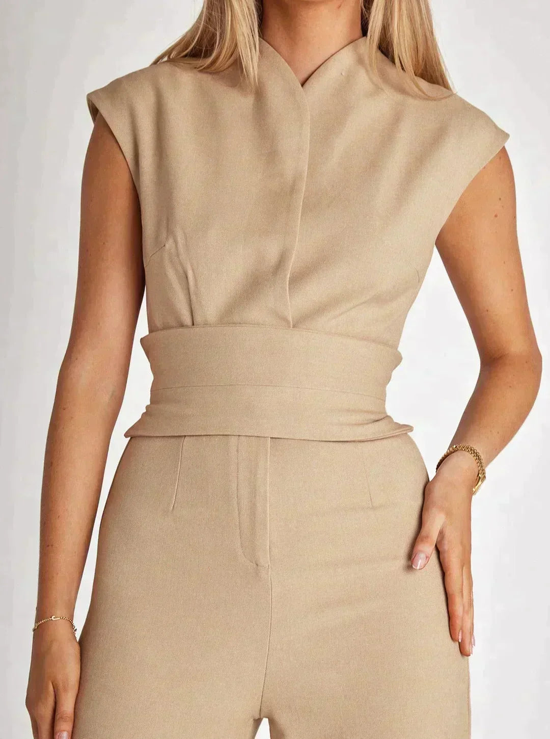 Women's Wide-Leg Jumpsuit - Stylish and Comfortable
