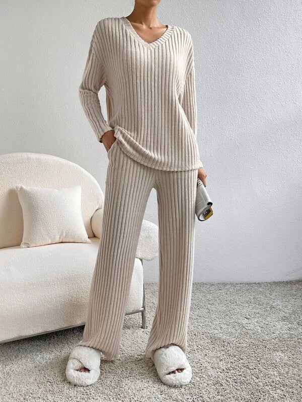 Women's Relaxed Fit Ribbed Lounge Set – Comfortable V-Neck Knit White
