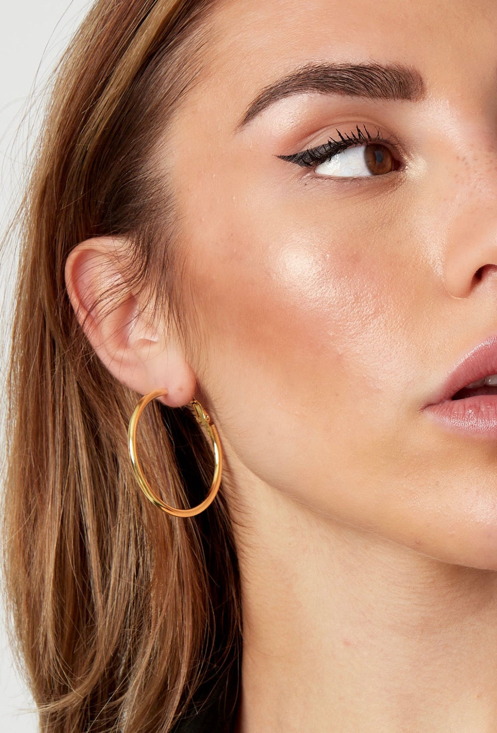 Ilunah | Women's Medium Basic Hoop Earrings