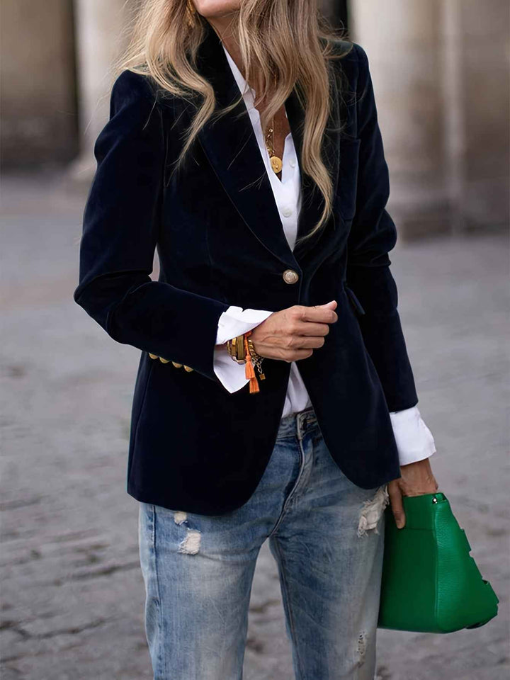 Women's Velvet Blazer - Stylish and Elegant Outerwear