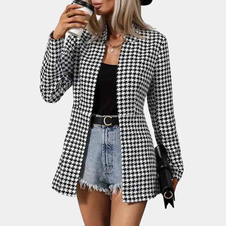 Women's Fitted Houndstooth Blazer with Notched Lapel - Long Style Black and White