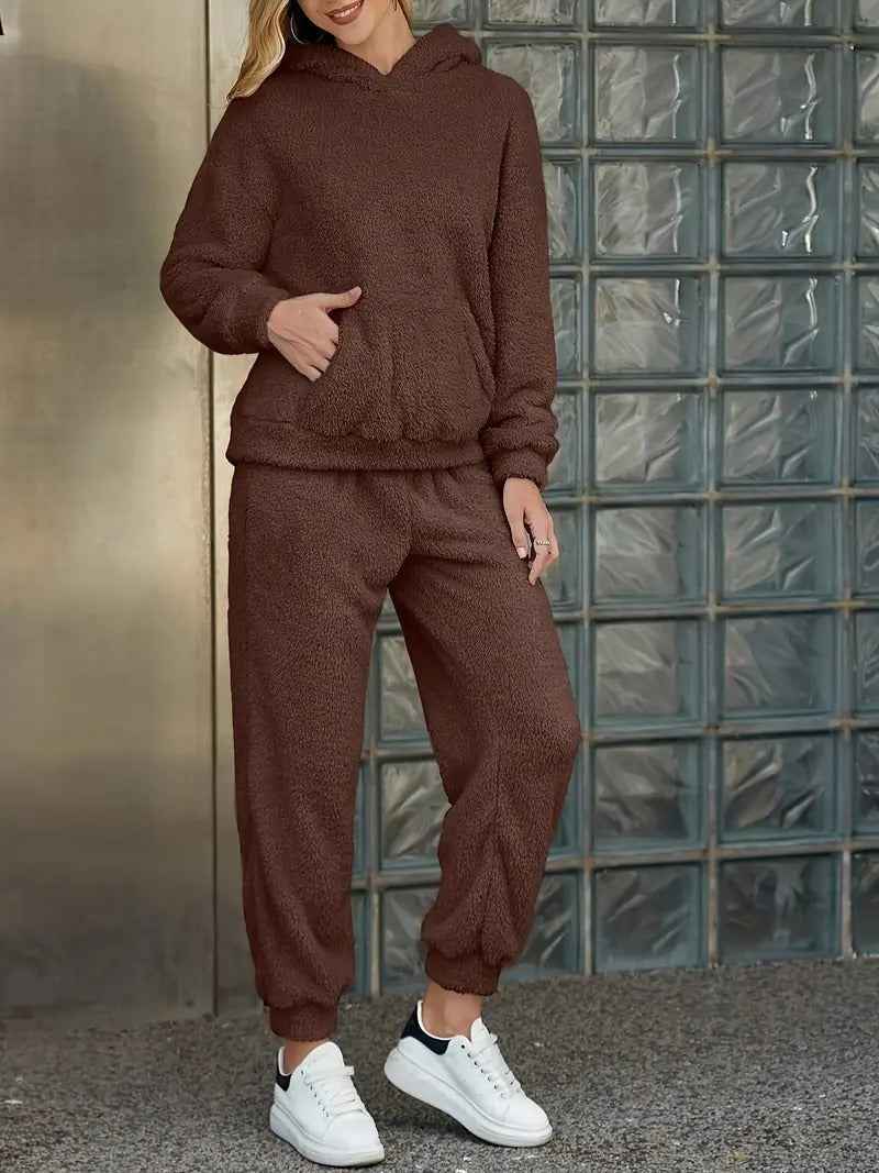 Women's Fleece Loungewear Set – Comfortable Hoodie and Pants – Loose Fit Homewear Brown