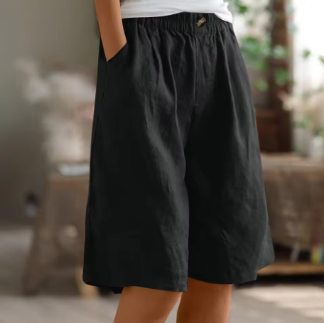 Women's Casual Shorts with Buttons and Pockets Black
