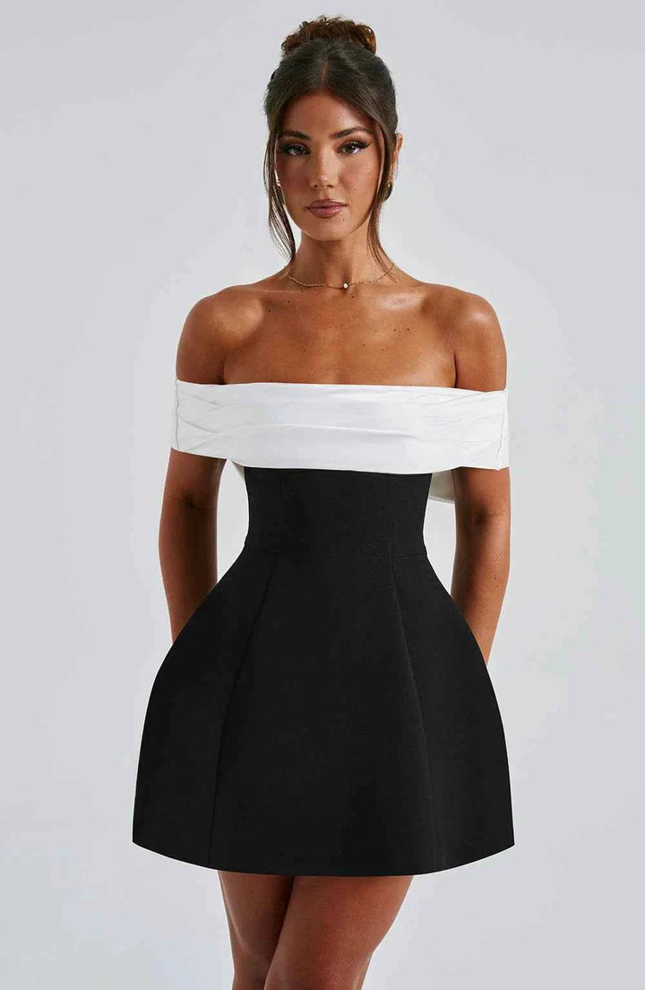 Jessica | Elegant Mini Dress with Modern Bow Detail