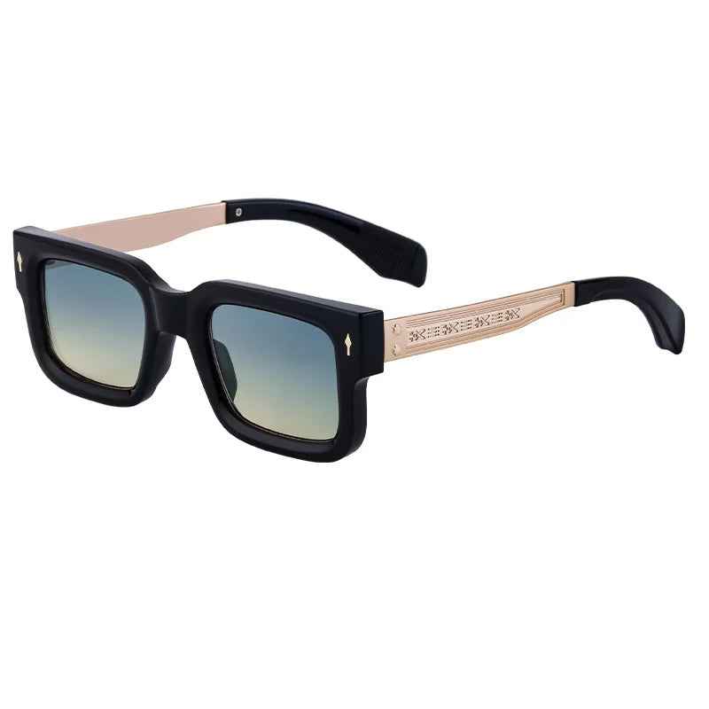 Stylish Wayfarer Sunglasses for Ultimate UV Protection Black Sky