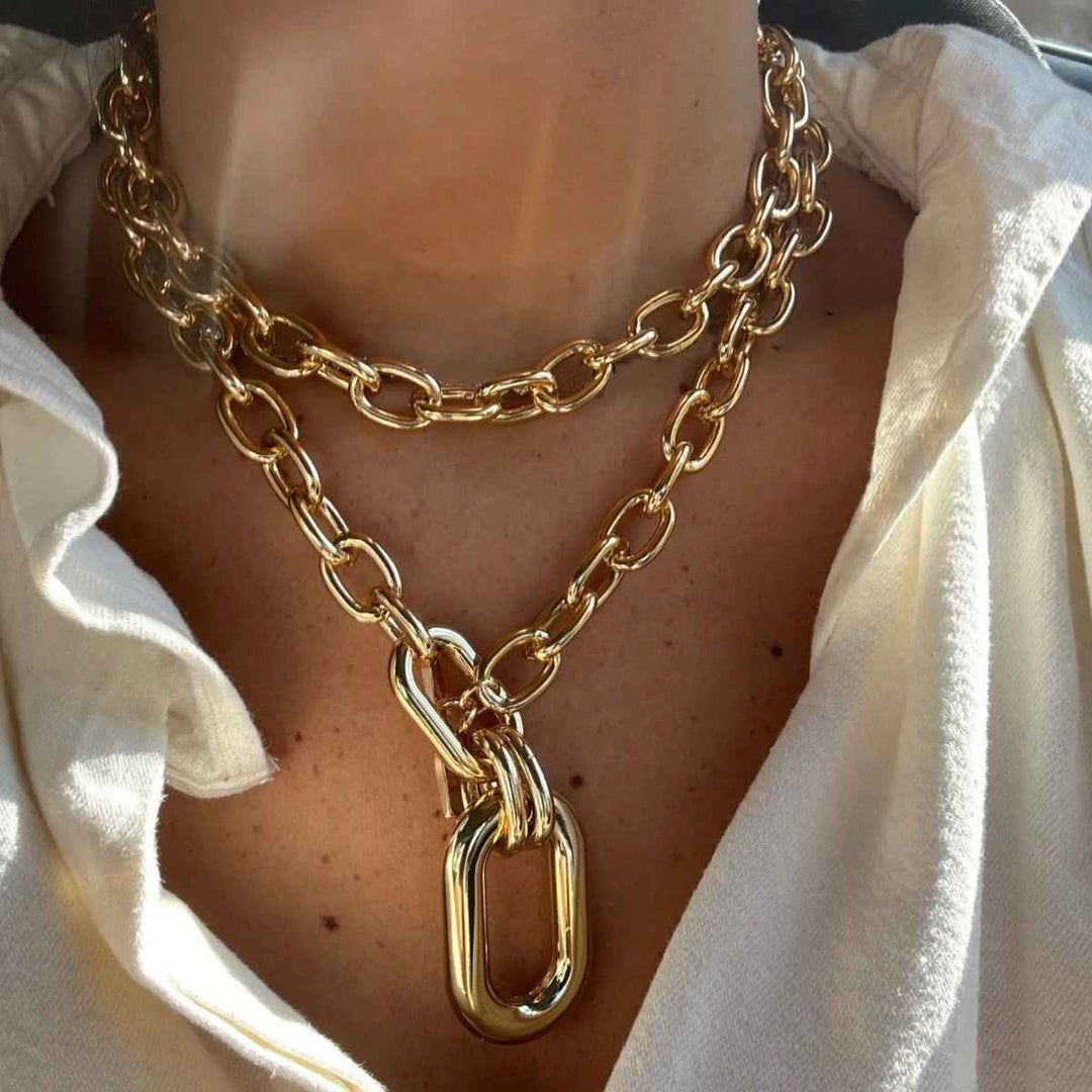 Stylish Chain Reaction Necklace for Effortless Elegance Gold