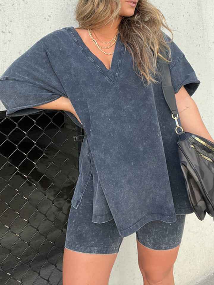 Women's Oversized V-Neck T-Shirt & Stretch Biker Shorts Set - Comfortable Fit Grey