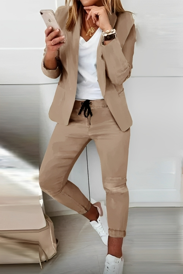 Women's Fitted Blazer Set with Comfortable Jogging Pants – Casual Style Khaki