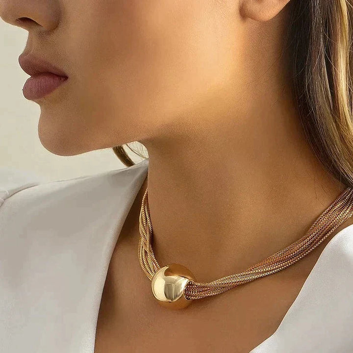 Joa | Women's Elegant Necklace with Shiny Ball Gold
