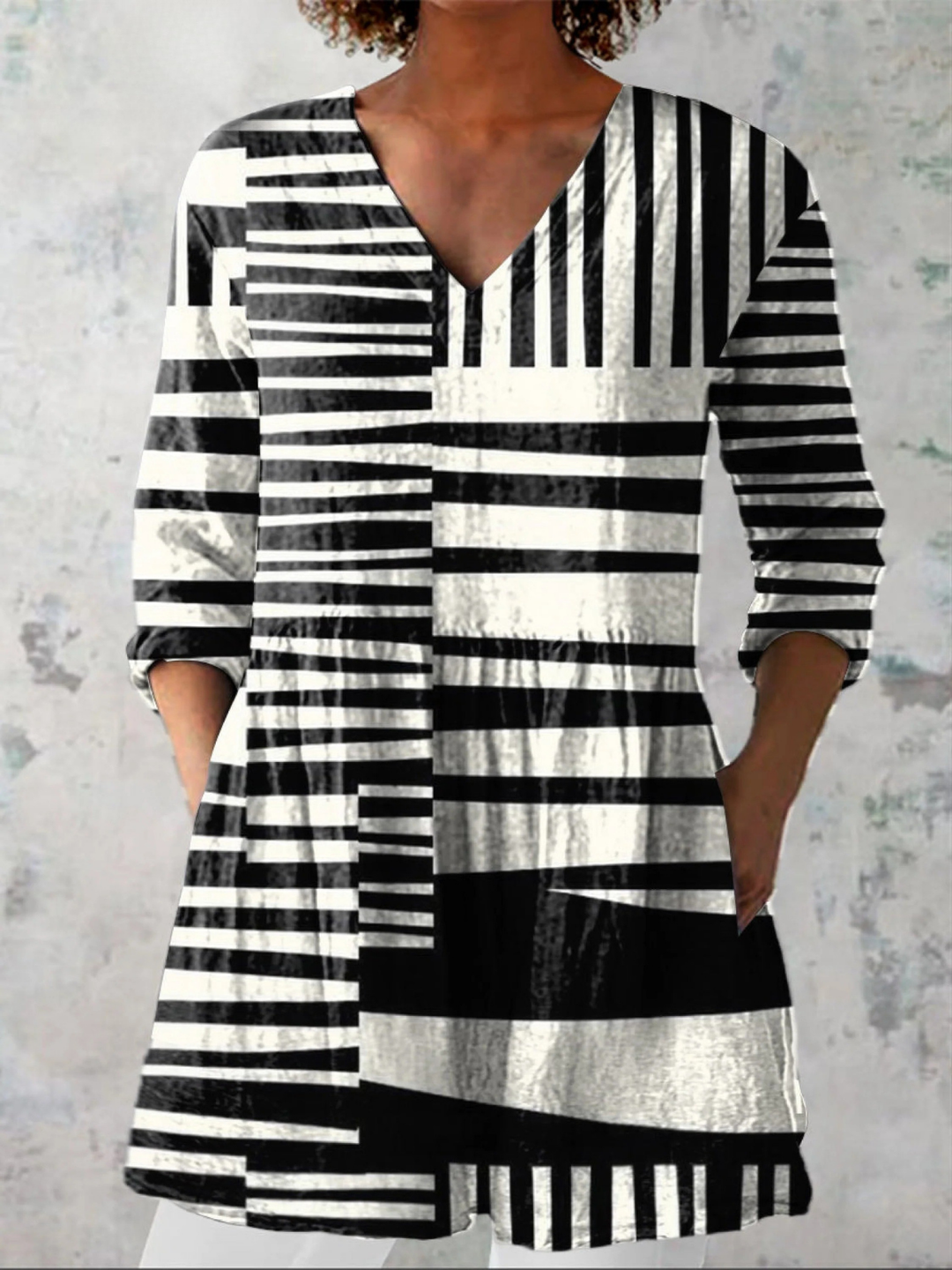 Women's Elegant Draped V-Neck Blouse Black White