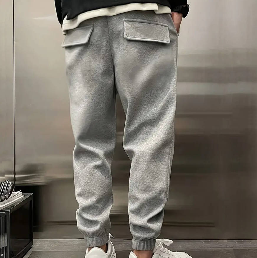 Men's Pleated Jogger Sweatpants