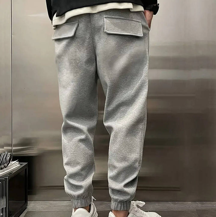 Men's Pleated Jogger Sweatpants