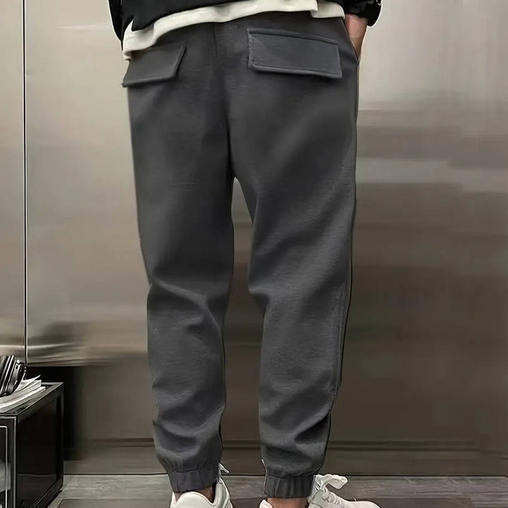 Men's Pleated Jogger Sweatpants