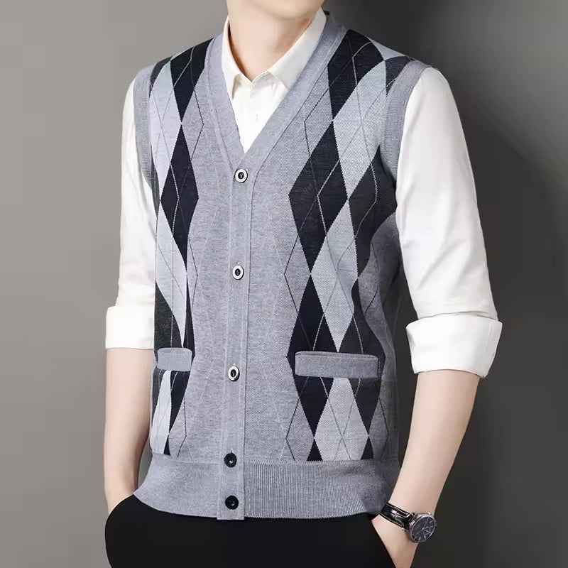 Men's Slim Fit Knitted Vest – Wool Blend – Checked Design – V-Neck with Button Closure Light Grey