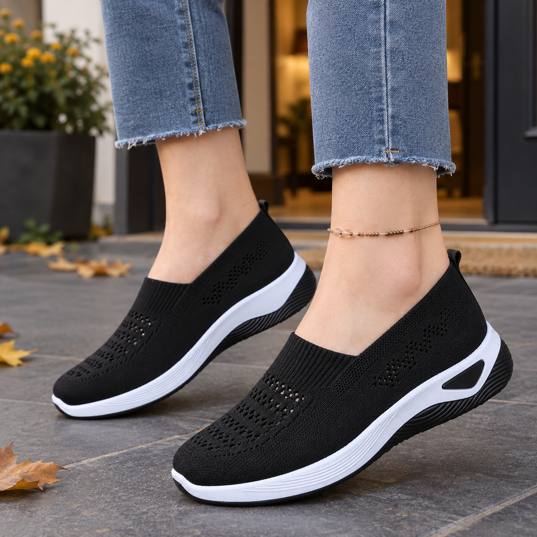 Women's Slip-On Casual Sneakers Black