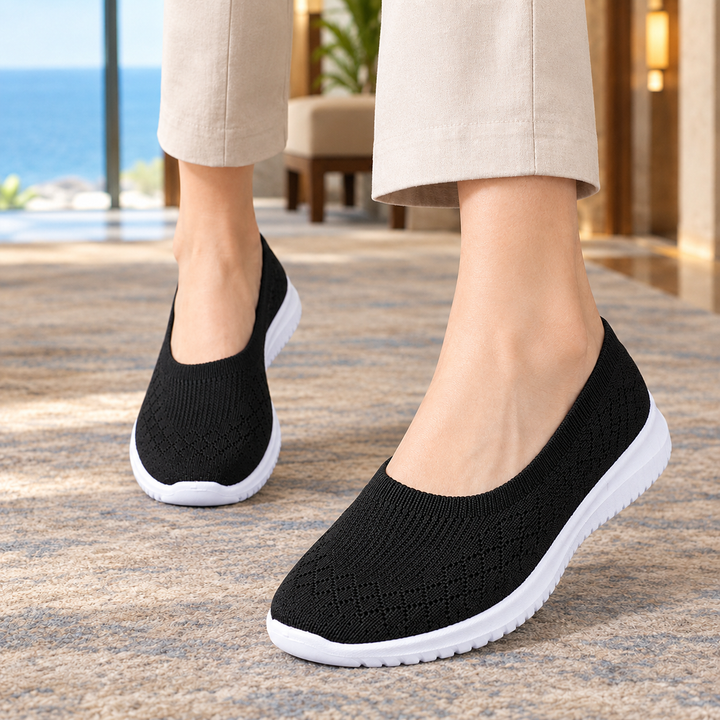 Women's Slip-On Casual Sneakers Black