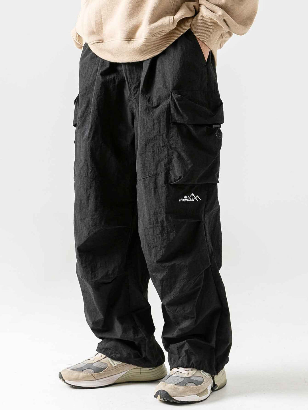 Men's Water-Resistant Cargo Pants – Ideal for Outdoor & Hiking