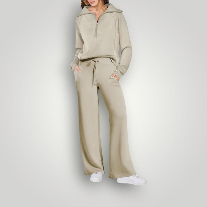 Women's Relaxed Fit Loungewear Set with Half-Zip Top