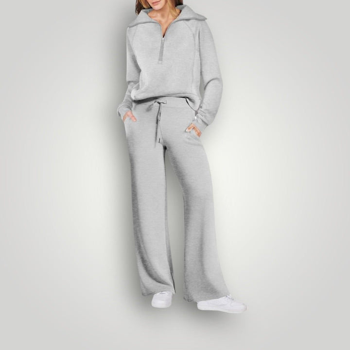 Women's Relaxed Fit Loungewear Set with Half-Zip Top