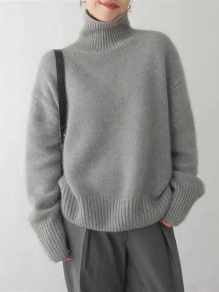Women's Ribbed Knit Cashmere Turtleneck Sweater