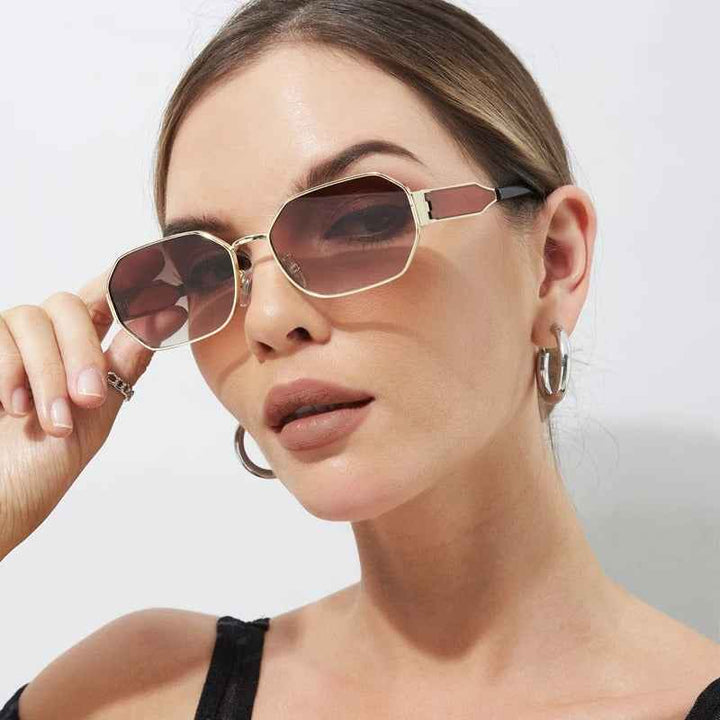 Stylish Geo-Inspired Sunglasses for Trendy Looks